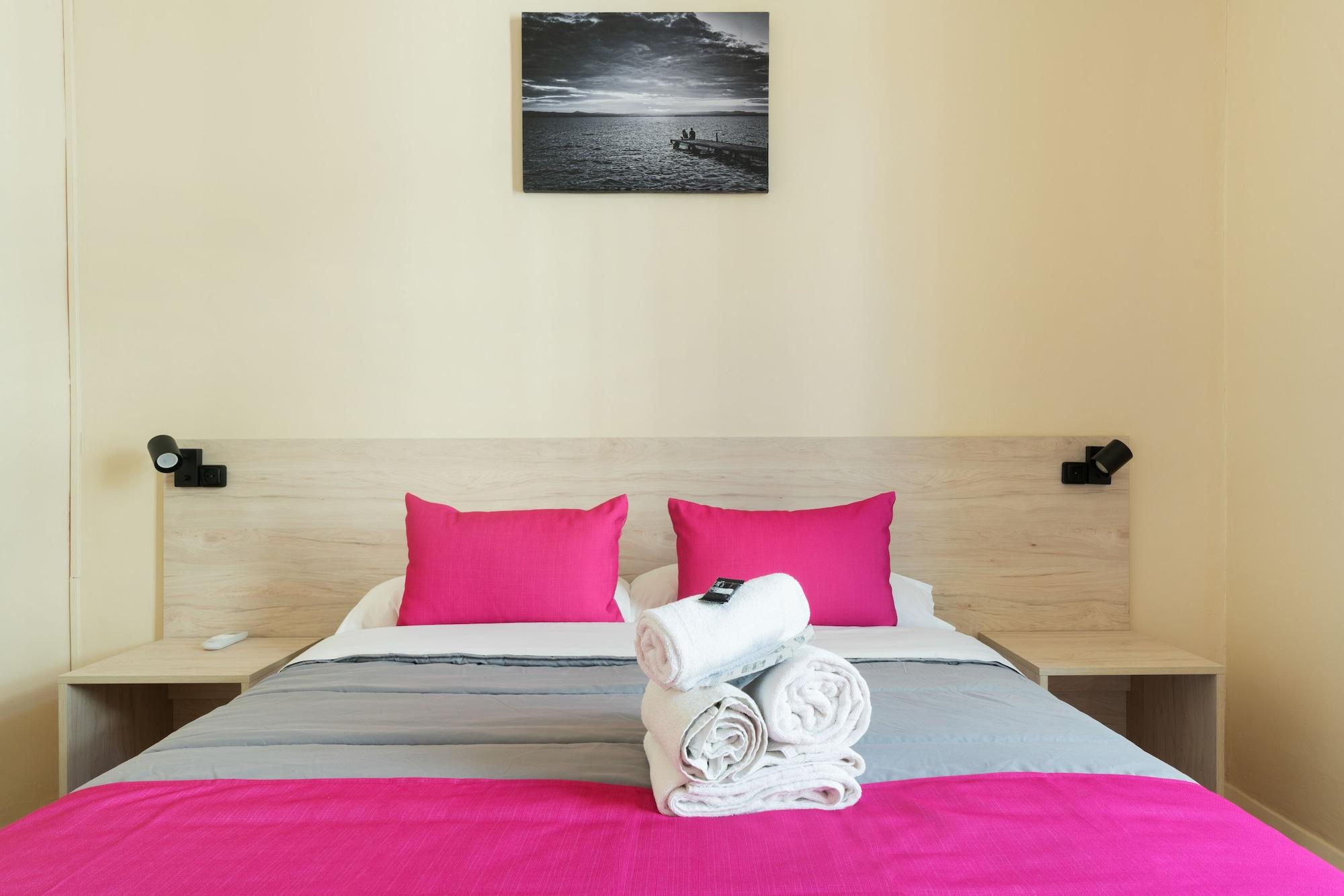 Red Nest Hostel Valencia Eksteriør billede