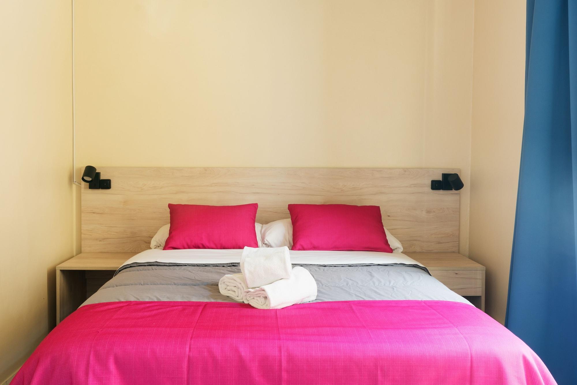 Red Nest Hostel Valencia Eksteriør billede