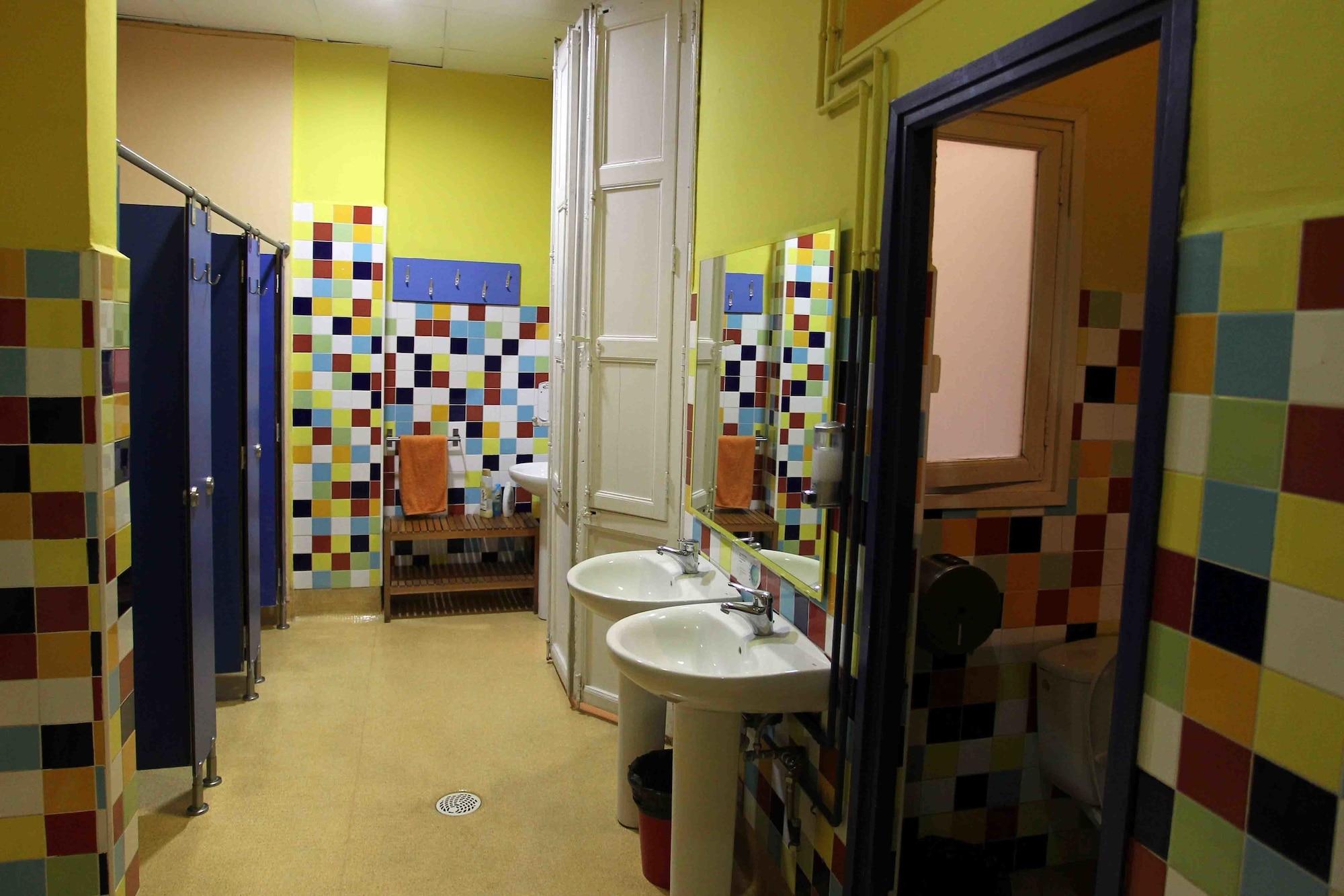 Red Nest Hostel Valencia Eksteriør billede