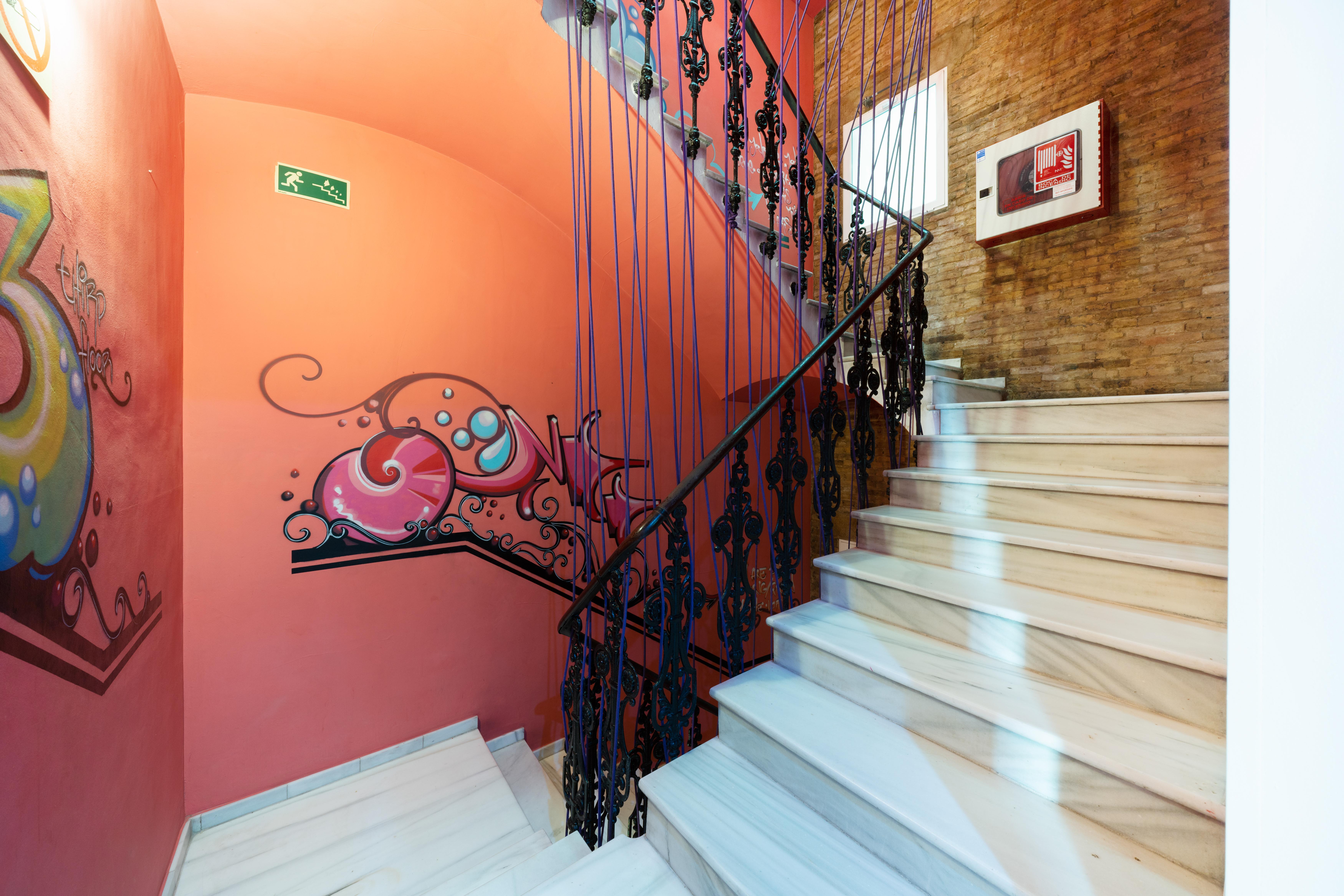 Red Nest Hostel Valencia Eksteriør billede