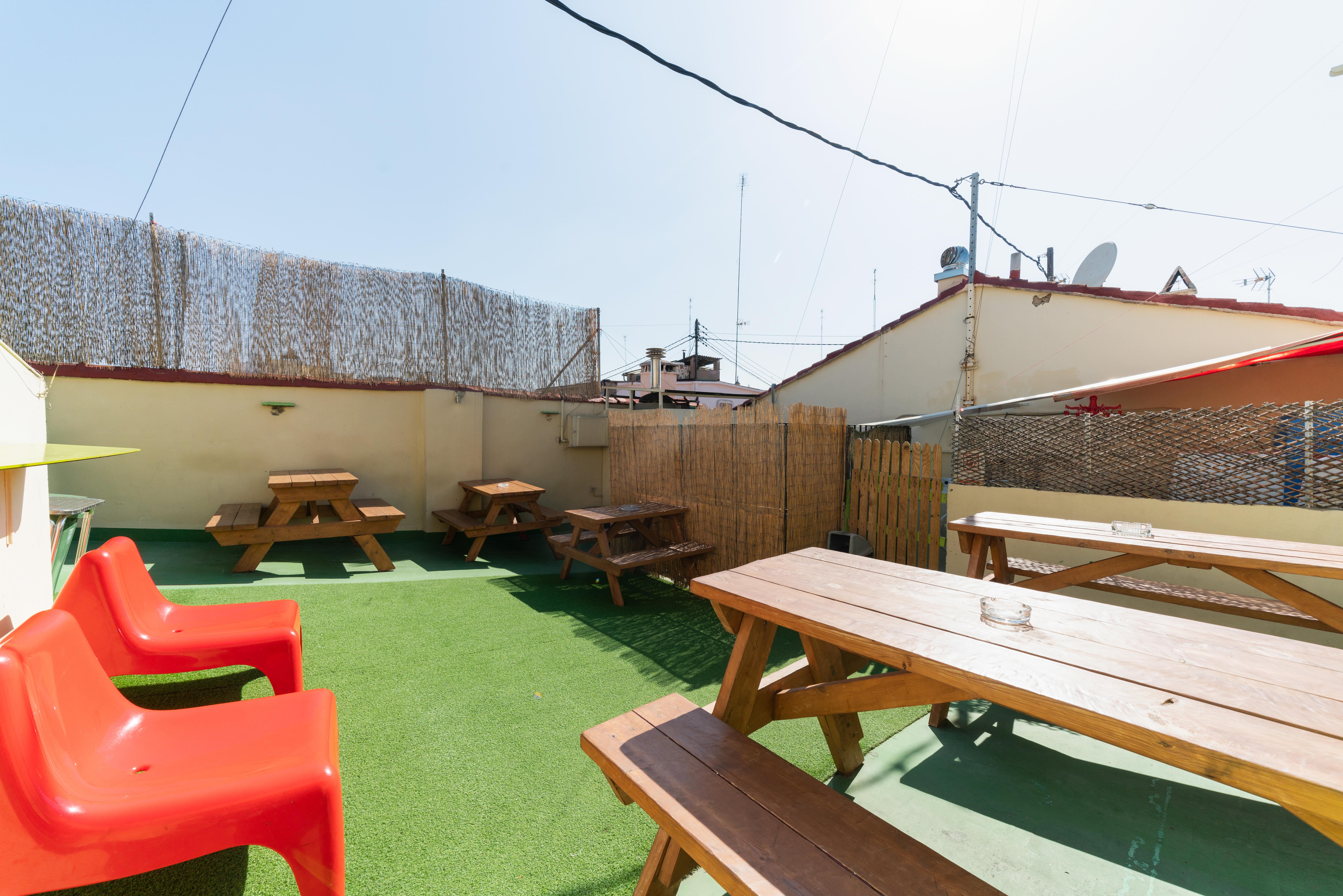 Red Nest Hostel Valencia Eksteriør billede