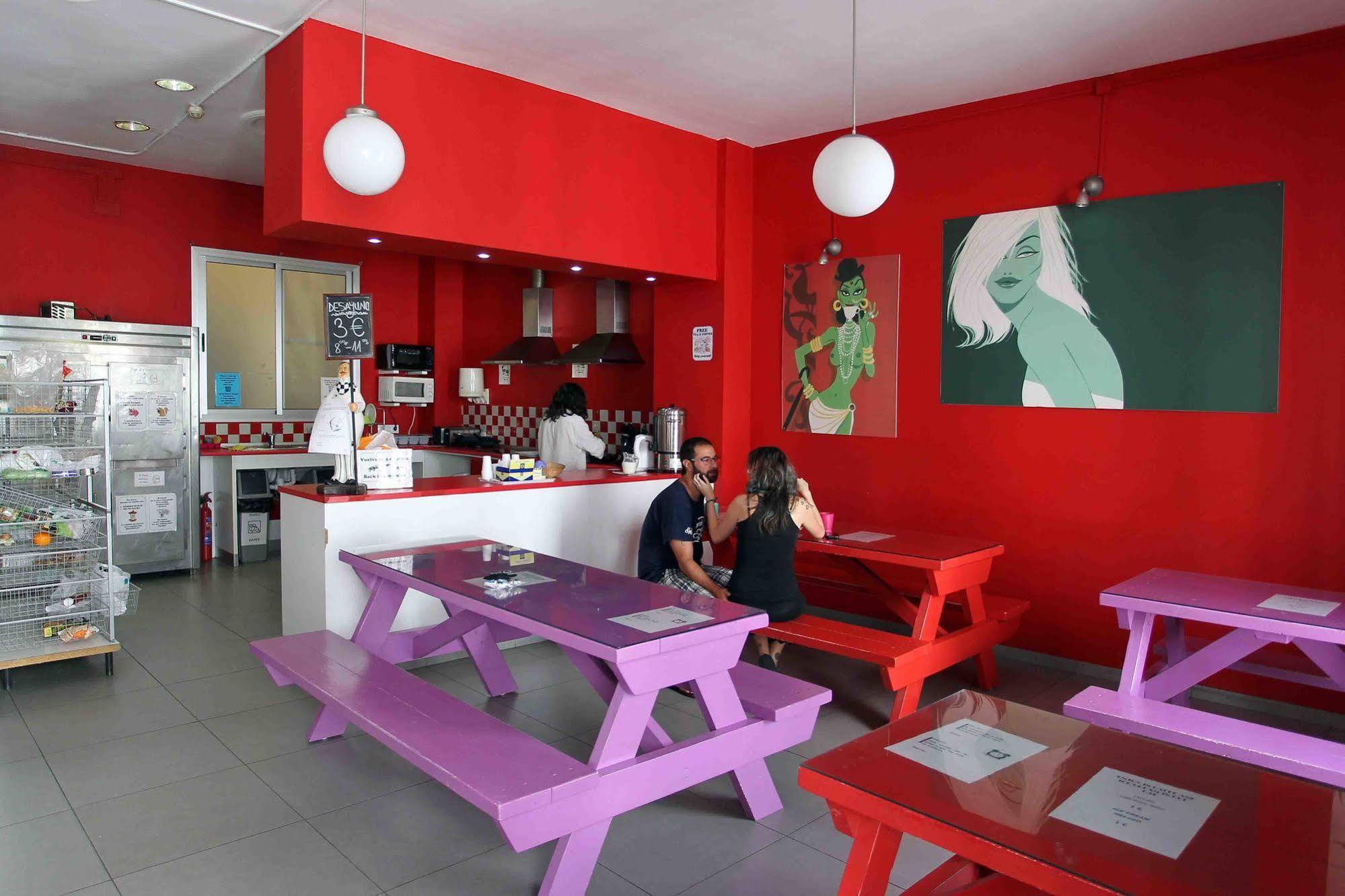 Red Nest Hostel Valencia Eksteriør billede