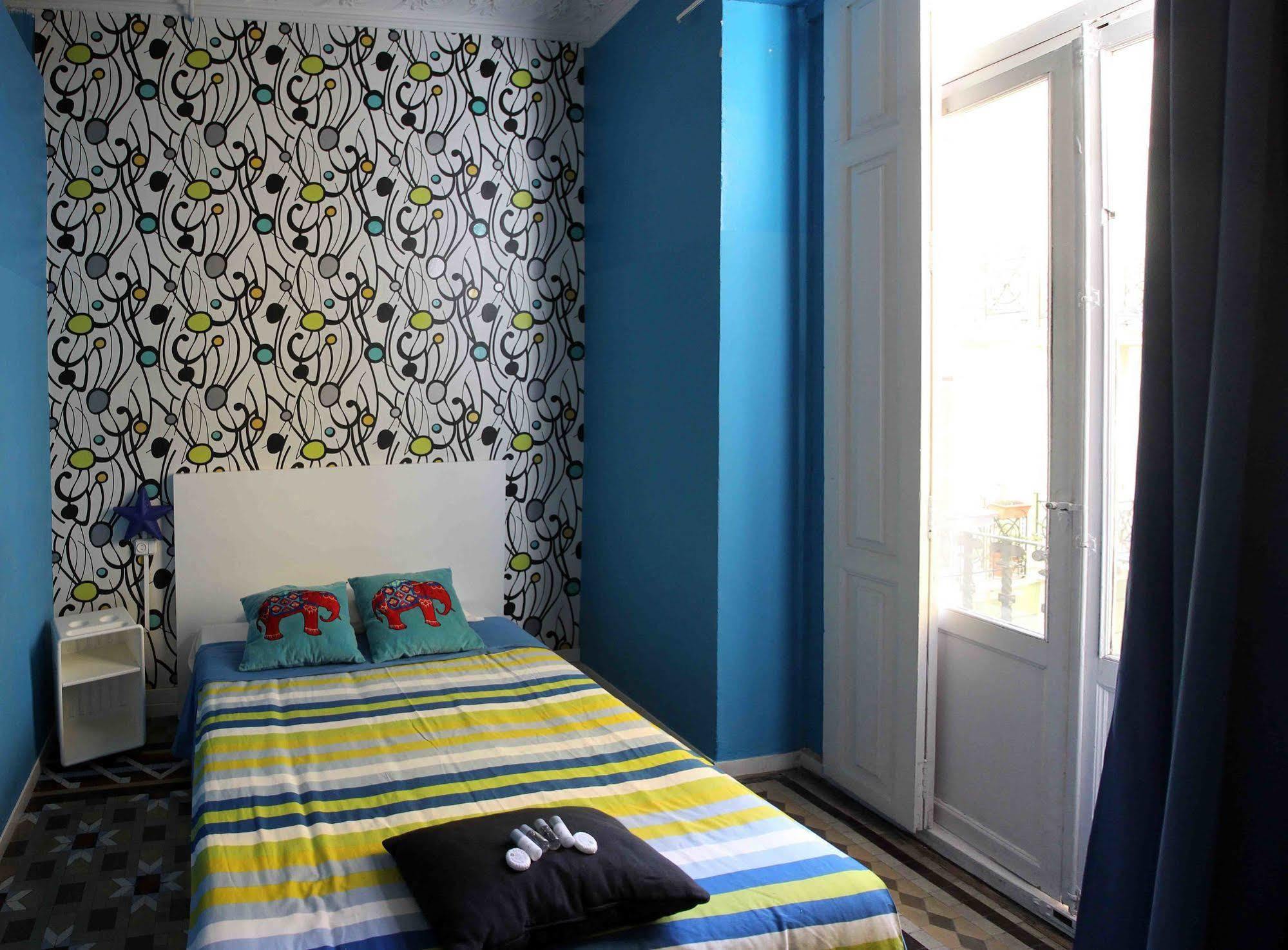 Red Nest Hostel Valencia Eksteriør billede